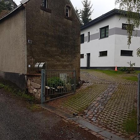 Eubaer Strasse Leilighet Niederwiesa Eksteriør bilde